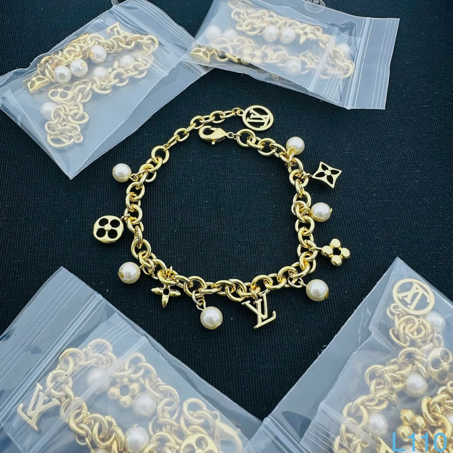 LOUIS VUITTON MONOGRAM BRACELET – Full Set - 1:1 HIGH END