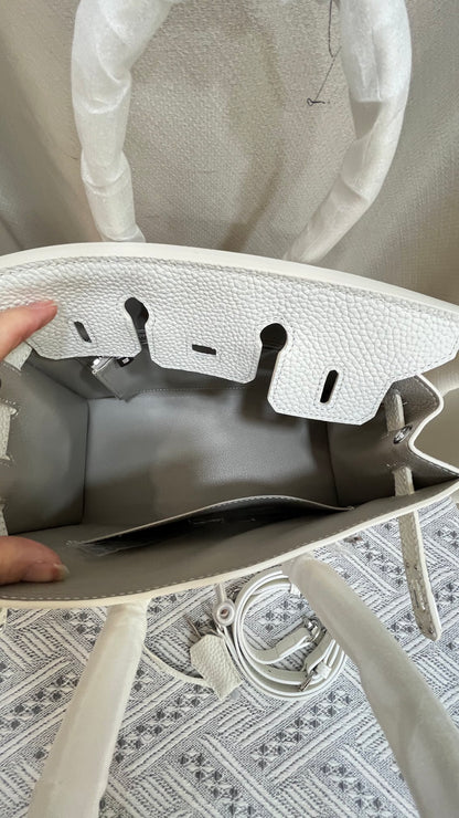 HERMÈS BIRKIN Hermès "Snow" Faubourg Birkin Sellier 30 Neige Matte Alligator Palladium Hardware Limited Edition  - 1:1 HIGH END