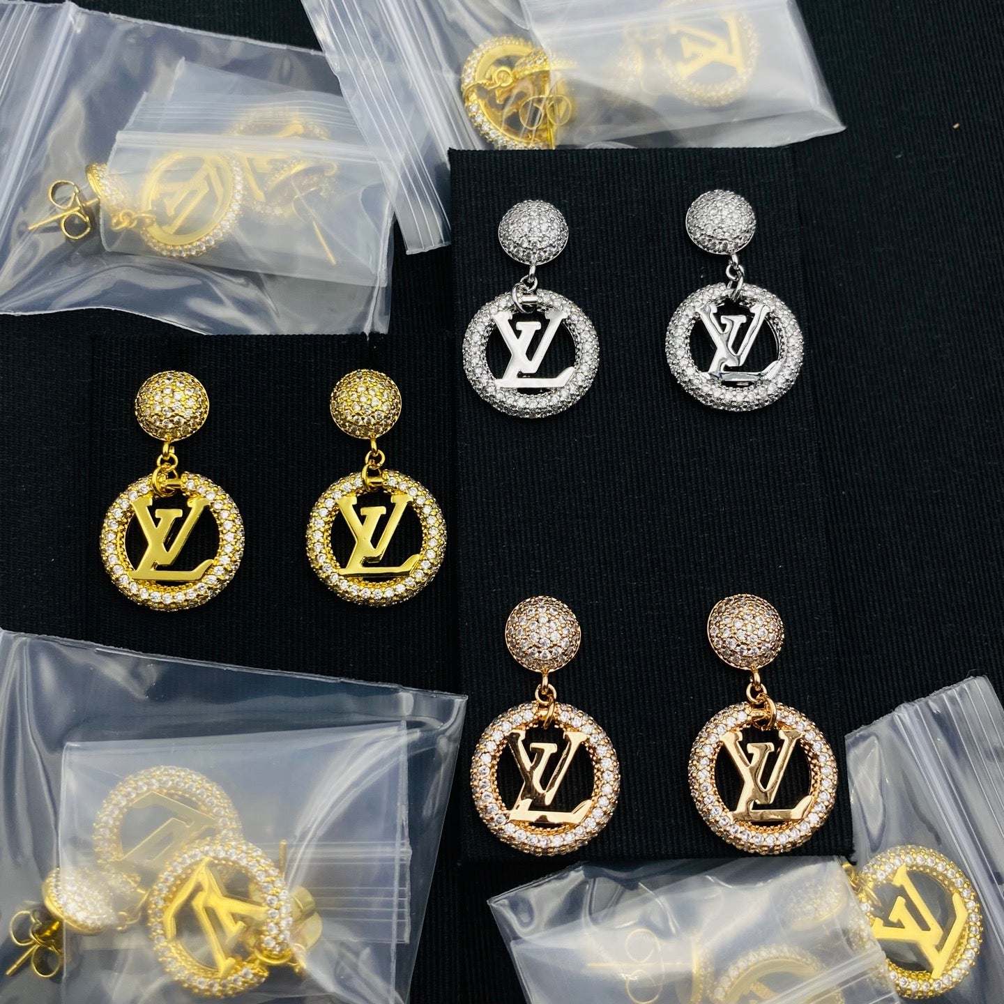 LOUIS VUITTON CRYSTAL LV CIRCLE EARRINGS – FULL SET – 1:1 HIGH END