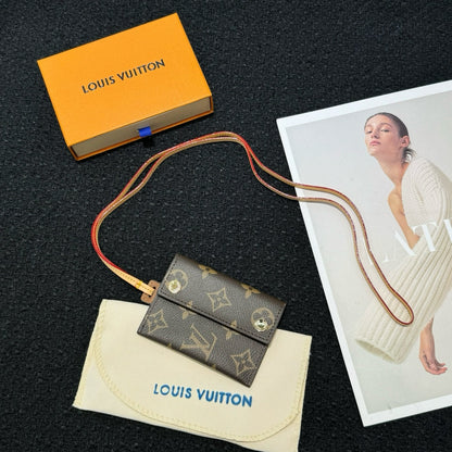 LOUIS VUITTON CARDHOLDER NECKLACE – Full Set  - 1:1 HIGH END