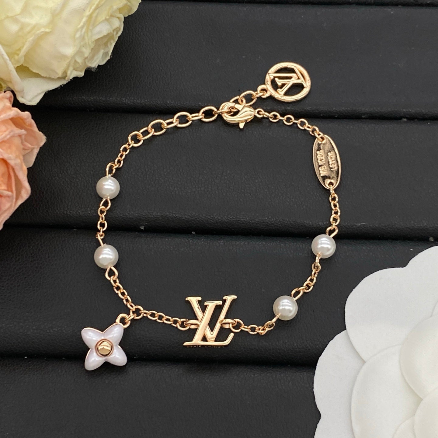 LOUIS VUITTON COLOR BLOSSOM PEARL NECKLACE & BRACELET SET – FULL SET – 1:1 HIGH END