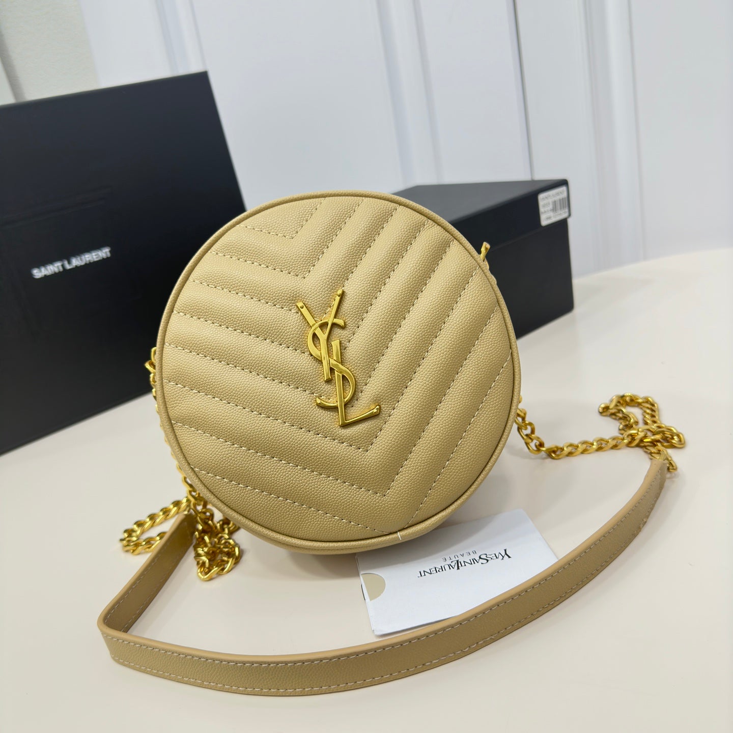 SAINT LAURENT Grain De Poudre Matelasse Chevron Quilted Round Vinyle Camera Bag - 1:1 HIGH END