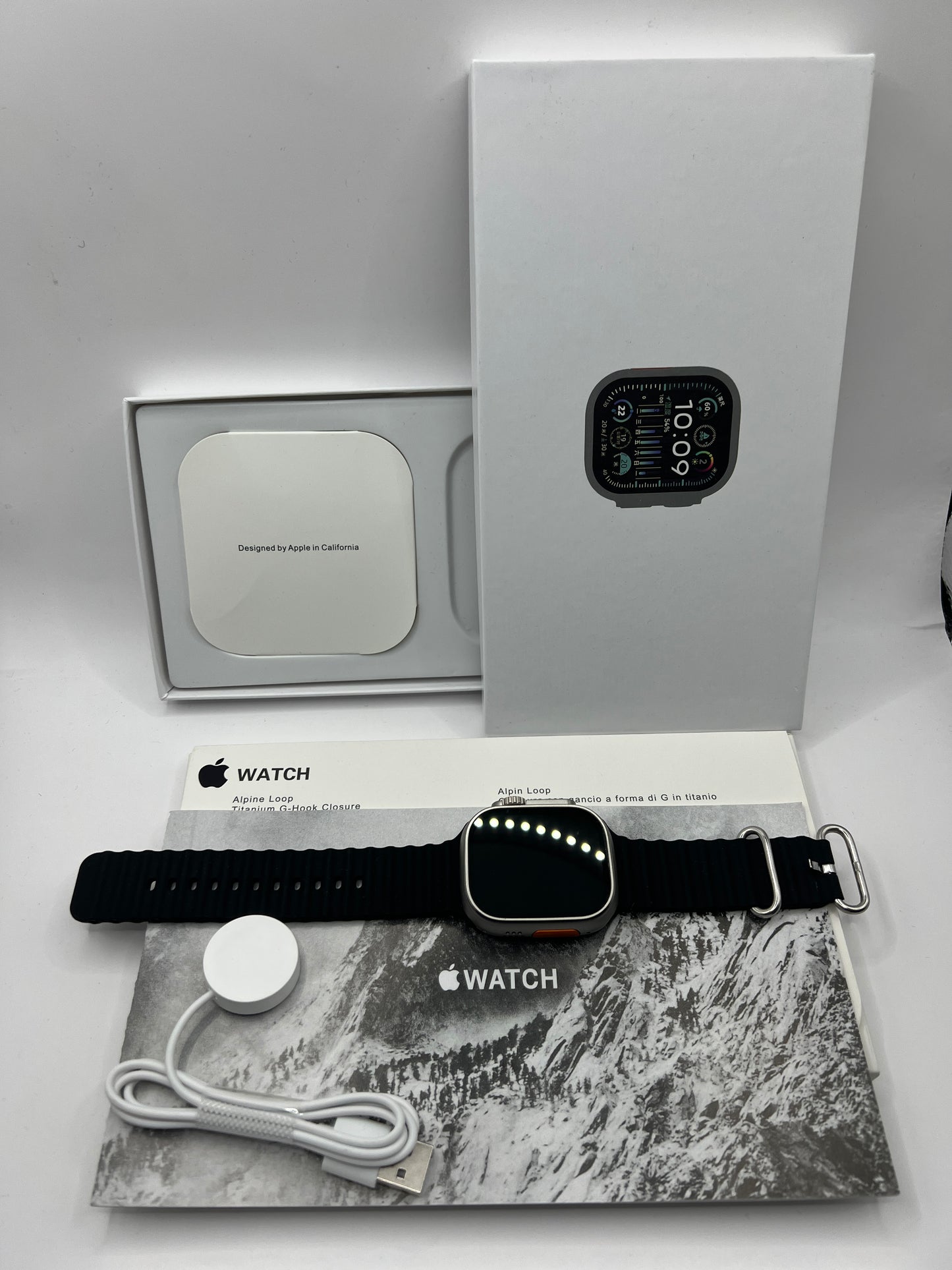 APPLE WATCH ULTRA 2 - TITANIUM CASE - 49mm - OCEAN BLACK BAND