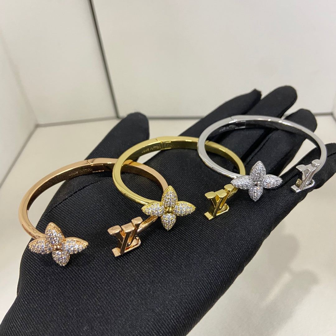 LOUIS VUITTON LOUISETTE SIGNATURE STRASS BRACELET – Full Set  - 1:1 HIGH END