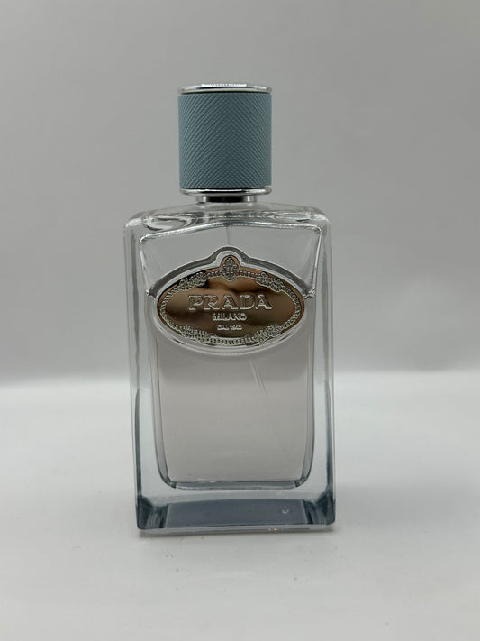 Ausstellungsstück PRADA Infusion d'Amande 70% voll mit Box