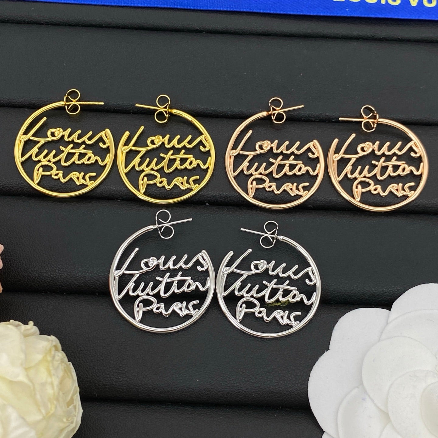 LOUIS VUITTON LV SCRIPT HOOPS – FULL SET – 1:1 HIGH END