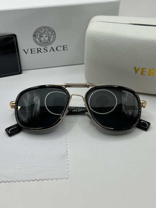 Versace Sonnenbrille in Roségold mit dunkle Gläser V2