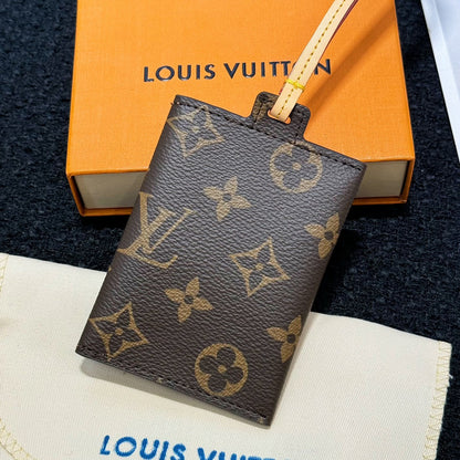 LOUIS VUITTON CARDHOLDER NECKLACE – Full Set  - 1:1 HIGH END