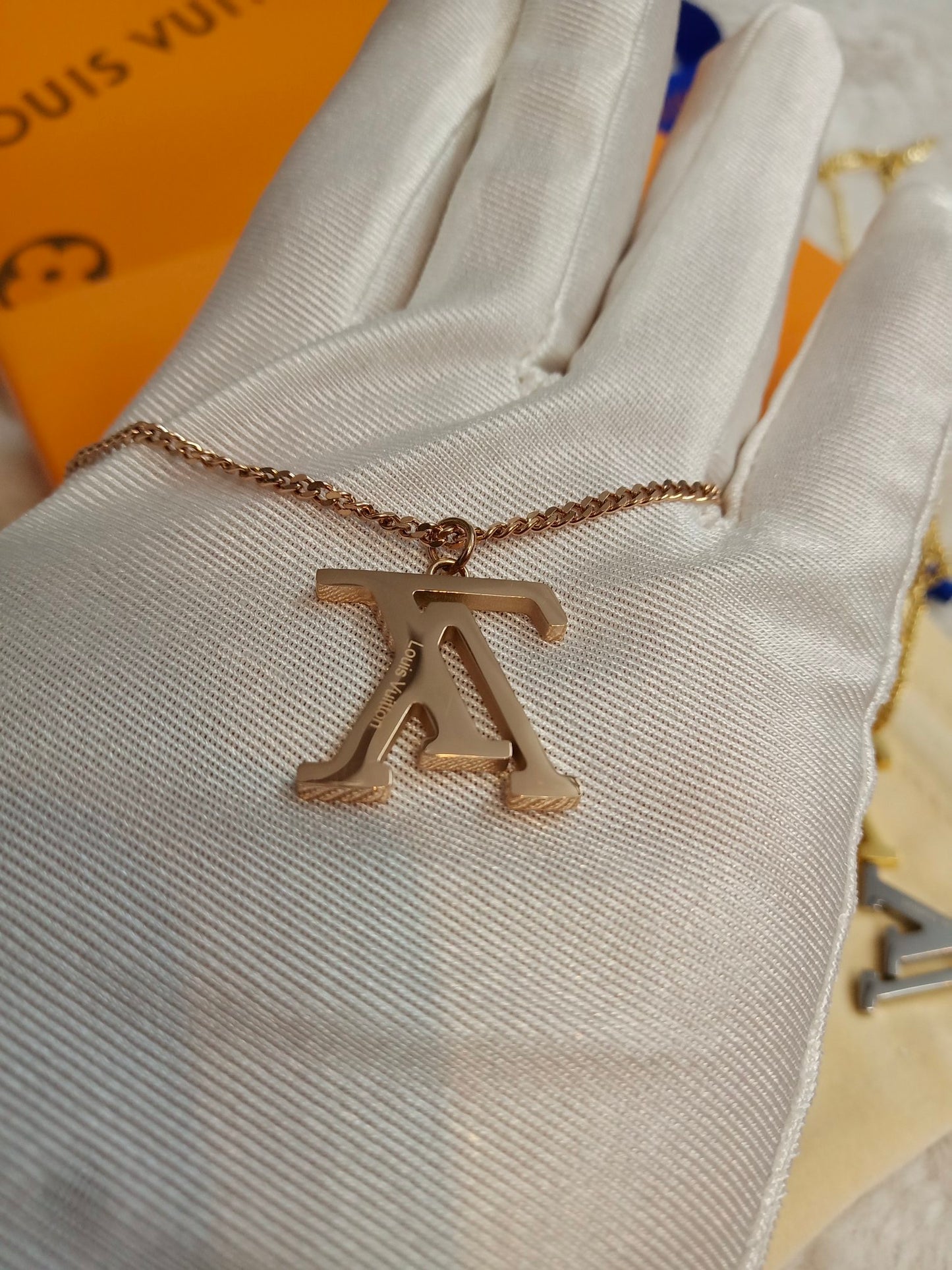 LOUIS VUITTON UPDOWN SIDE NECKLACE – Full Set  - 1:1 HIGH END