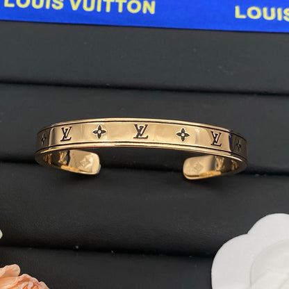 LOUIS VUITTON LV SPIKE – Full Set - 1:1 HIGH END