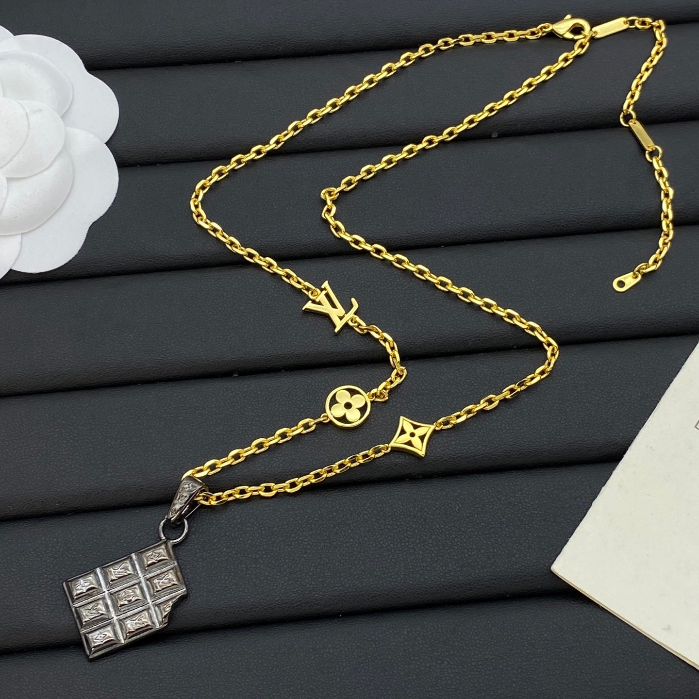 LOUIS VUITTON MONOGRAM TAG NECKLACE – Full Set - 1:1 HIGH END
