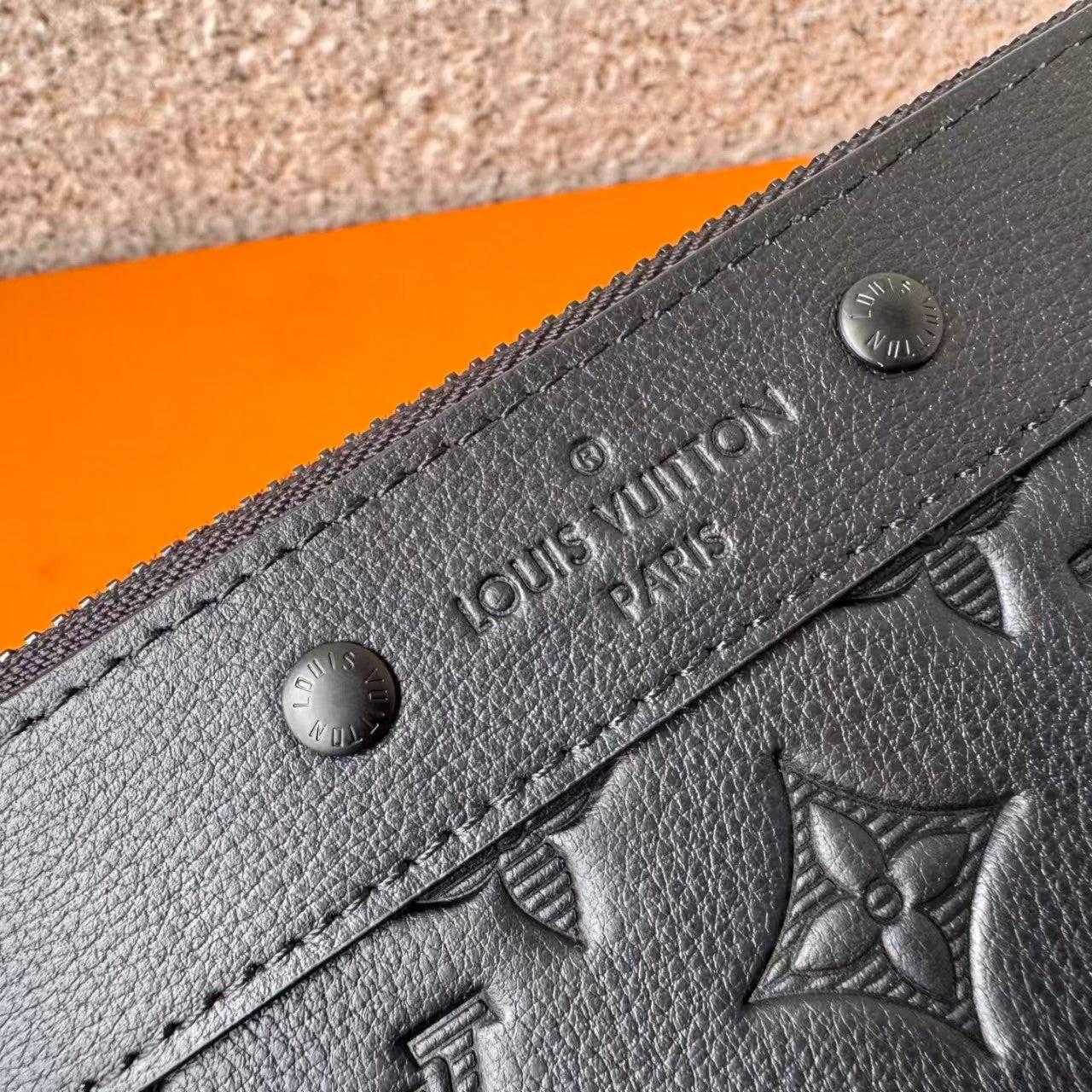 Louis Vuitton Pochette Voyage MM – Monogram Empreinte Noir - Bag / Black 1:1