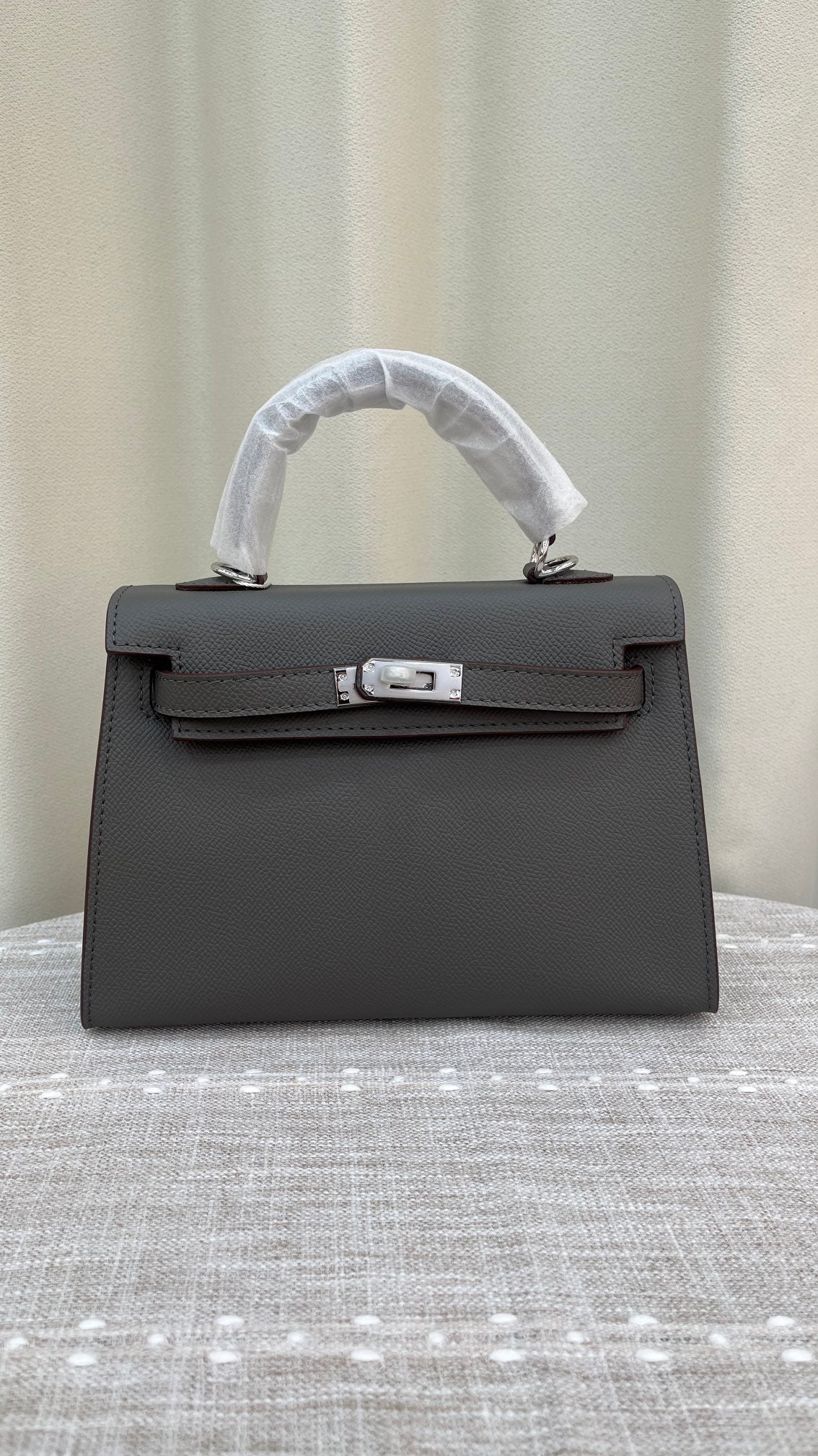 HERMÈS GRIS ETAIN MINI KELLY SELLIER 20 EPSOM GOLD/SILVER HARDWARE- 1:1 HIGH END