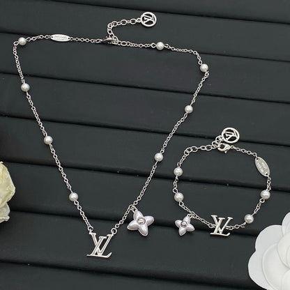 LOUIS VUITTON COLOR BLOSSOM PEARL NECKLACE & BRACELET SET – FULL SET – 1:1 HIGH END