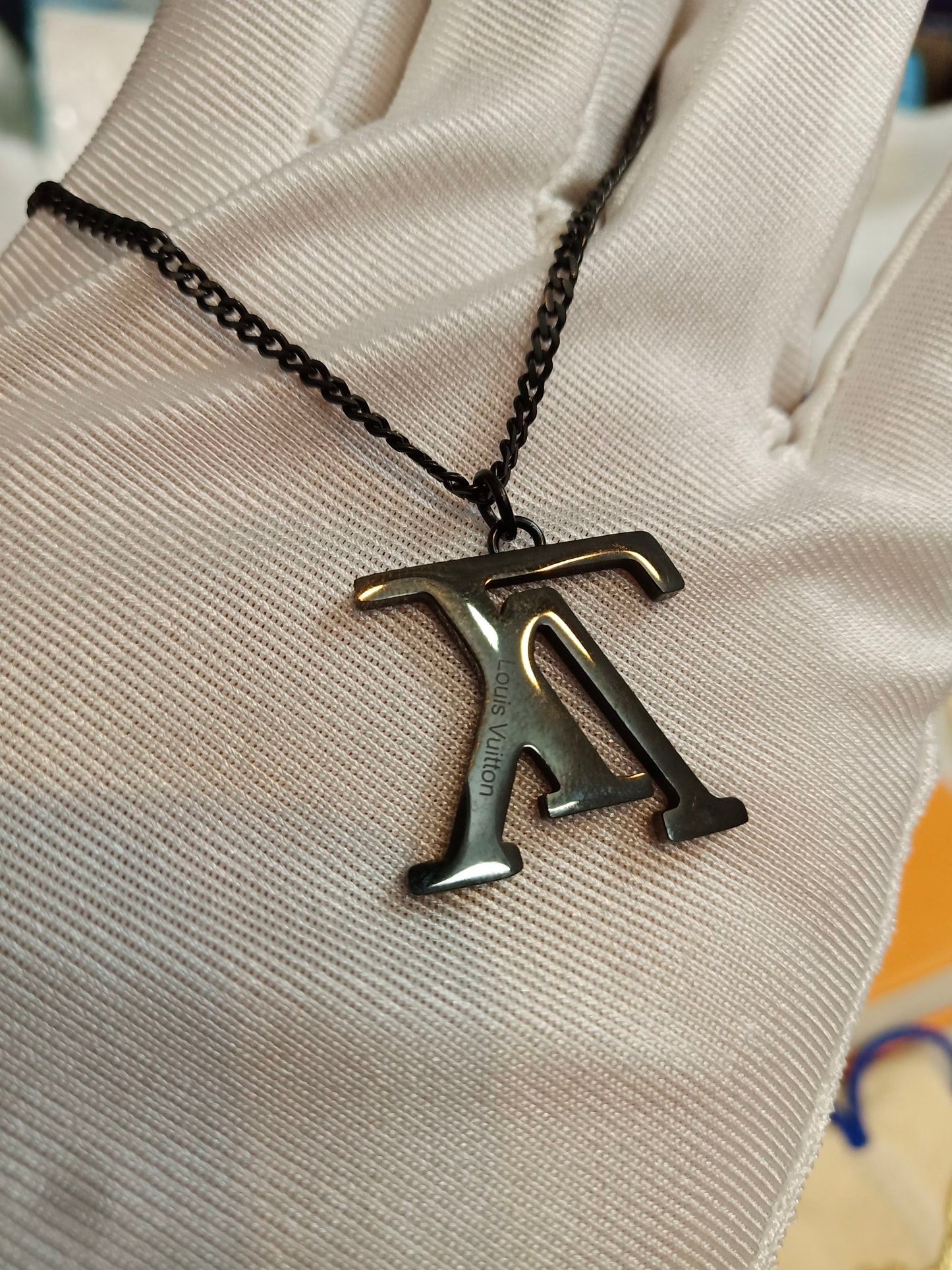 LOUIS VUITTON UPDOWN SIDE NECKLACE – Full Set  - 1:1 HIGH END