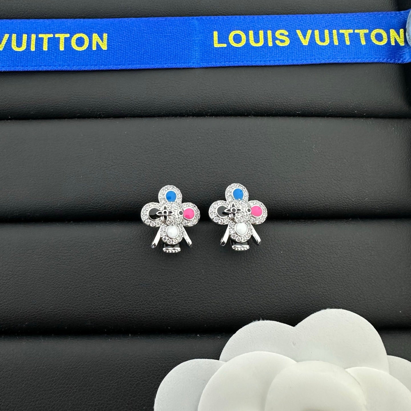 LOUIS VUITTON VIVIENNE CRYSTAL STUD EARRINGS – FULL SET – 1:1 HIGH END
