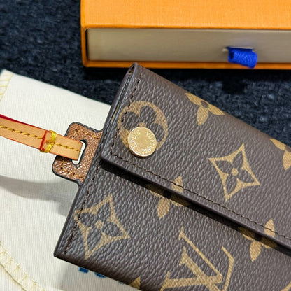 LOUIS VUITTON CARDHOLDER NECKLACE – Full Set  - 1:1 HIGH END
