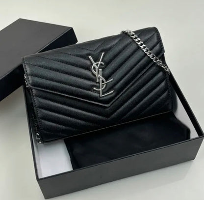 SAINT LAURENT CASSANDRE ENVELOPE CHAIN WALLET IN GRAIN DE POUDRE LEATHER - mit Box – 1:1 HIGH END
