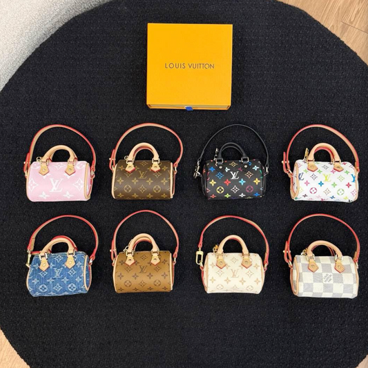 LOUIS VUITTON SCHLÜSSELANHÄNGER / KEYCHAIN SET - MIT BOX - HIGH END 1:1