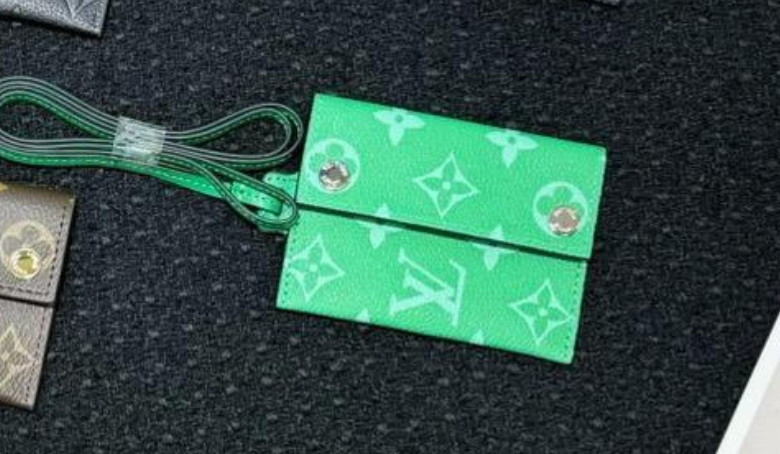LOUIS VUITTON CARDHOLDER / WALLET / SCHLÜSSELANHÄNGER / KEYCHAIN SET - MIT BOX - HIGH END 1:1