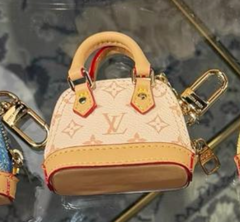 LOUIS VUITTON SCHLÜSSELANHÄNGER / KEYCHAIN SET - MIT BOX - HIGH END 1:1