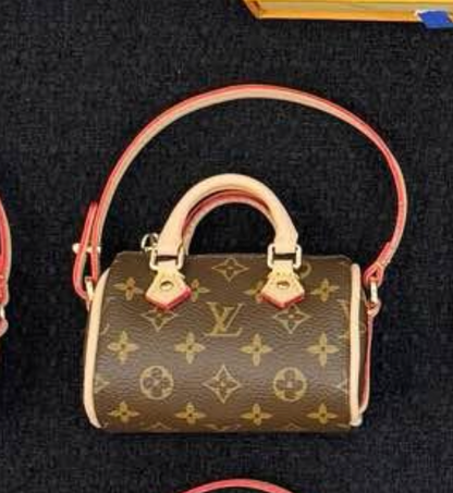 LOUIS VUITTON SCHLÜSSELANHÄNGER / KEYCHAIN SET - MIT BOX - HIGH END 1:1