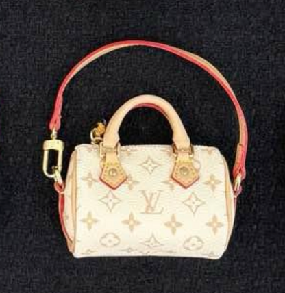 LOUIS VUITTON SCHLÜSSELANHÄNGER / KEYCHAIN SET - MIT BOX - HIGH END 1:1