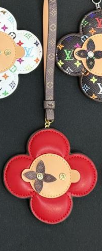 LOUIS VUITTON SCHLÜSSELANHÄNGER / KEYCHAIN SET - MIT BOX - HIGH END 1:1