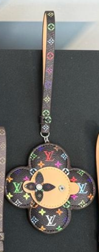LOUIS VUITTON SCHLÜSSELANHÄNGER / KEYCHAIN SET - MIT BOX - HIGH END 1:1