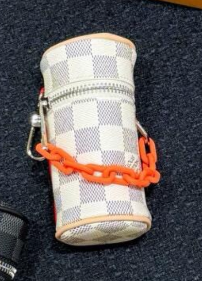 LOUIS VUITTON SCHLÜSSELANHÄNGER / KEYCHAIN SET - MIT BOX - HIGH END 1:1