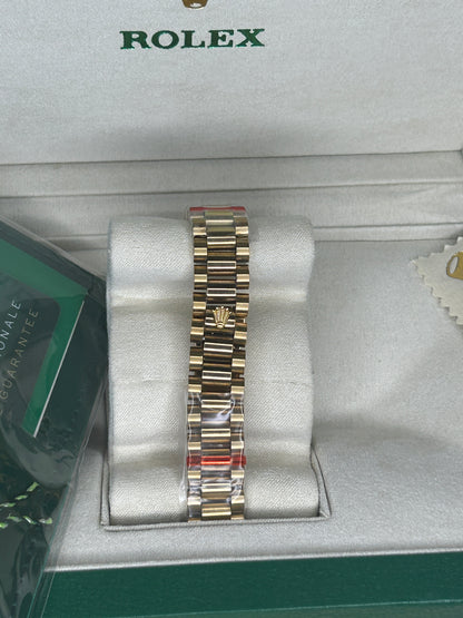 ROLEX DATE JUST - MODÈLE FEMME - CADRAN ROSE - OR