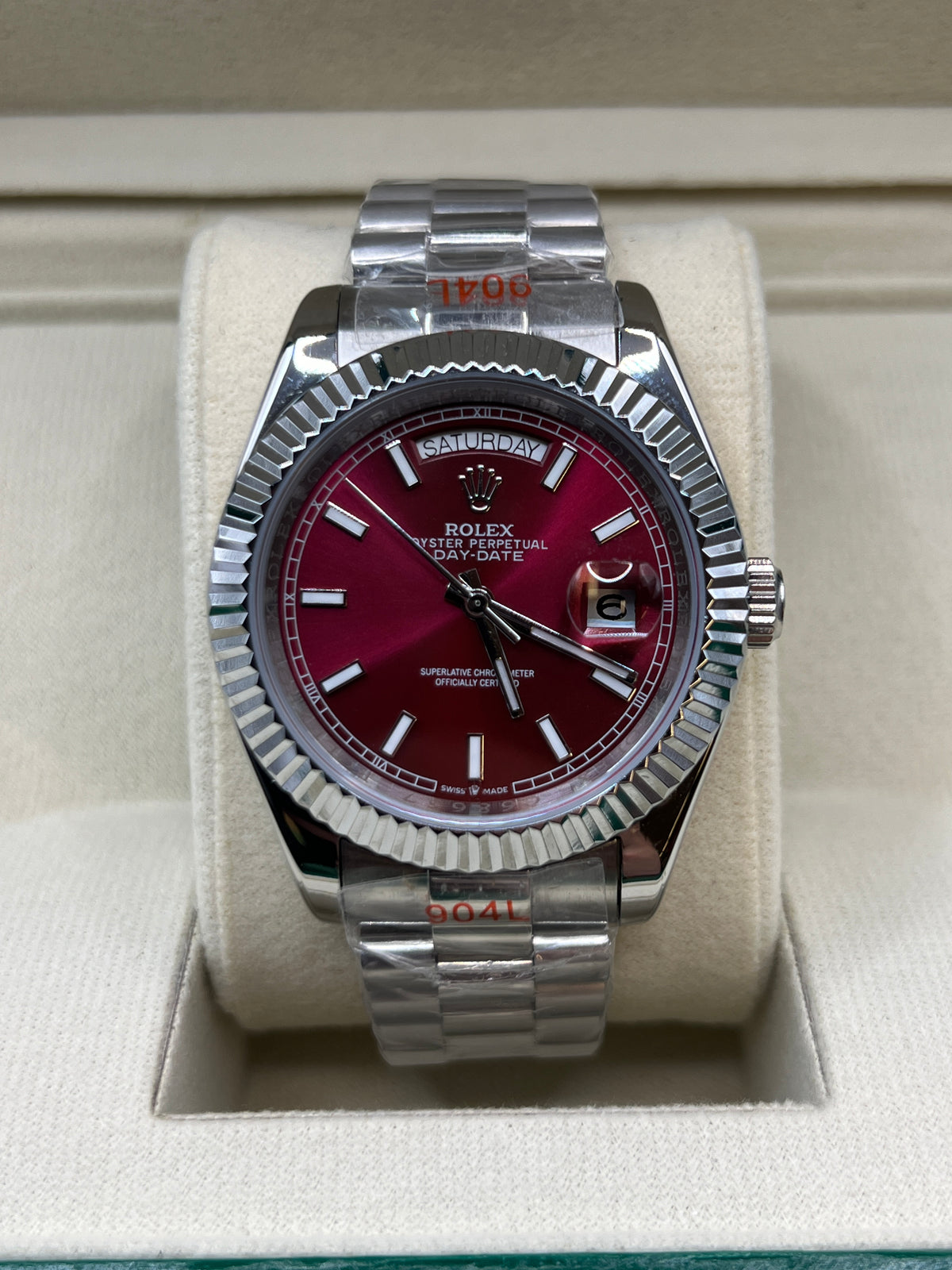 Rolex DAY-DATE WINE🍷, 40 mm, Or blanc - U1 FACTORY - AUTOMATIQUE