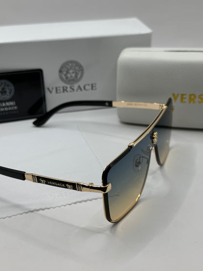 Versace Sonnenbrille in Gold mit Verlaufstönung in Gelb V4