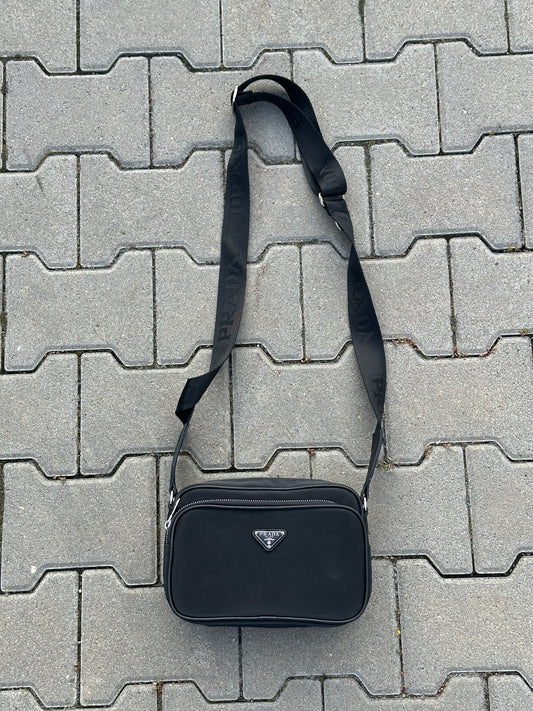 PRADA MESSENGER BAG AUS NYLON IN SCHWARZ | 1:1 REPLICA