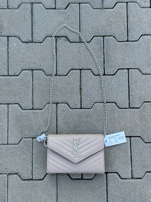 YVES SAINT LAURENT ENVELOPE BAG IN BEIGE MIT SILBERNEM LOGO | 1:1 REPLICA