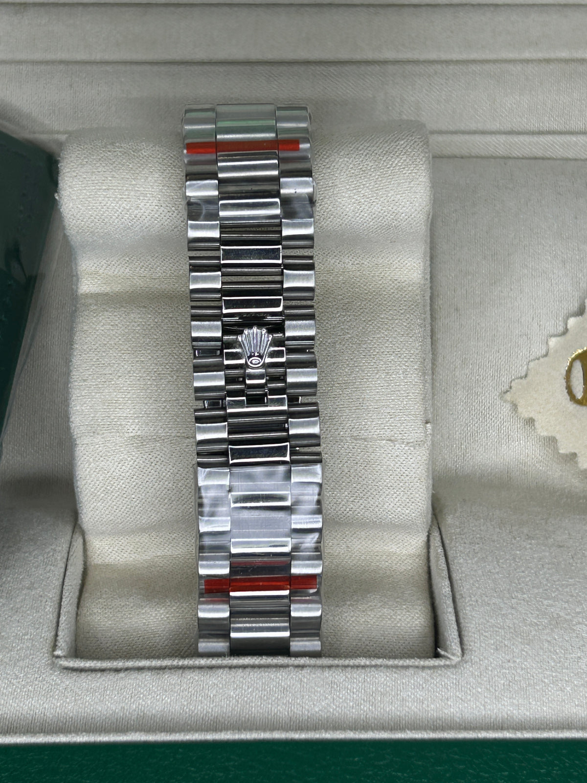 ROLEX DAY-DATE CADRAN VERT AVEC ACIER DIAZ 