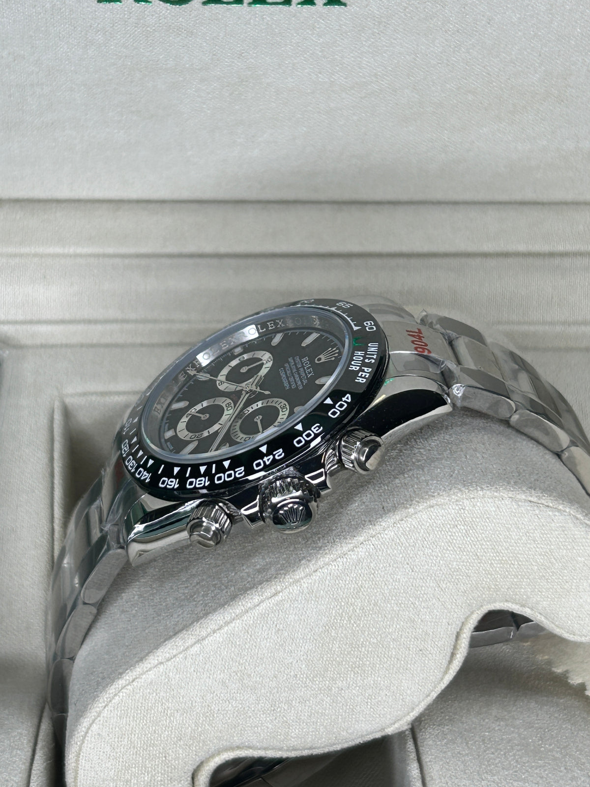 ROLEX DAYTONA CADRAN NOIR CÉRAMIQUE NOIRE - OYSTER