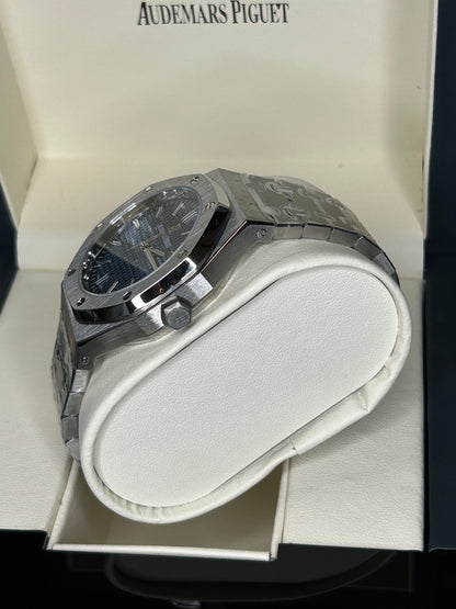 AUDEMARS PIGUET - ROYAL OAK - SILBER BLUE DIAL