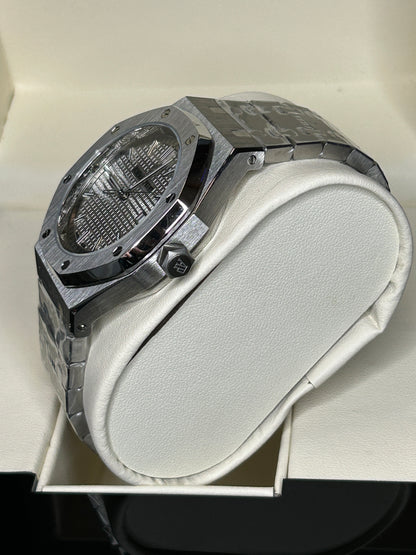 AUDEMARS PIGUET - ROYAL OAK - SILBER METALLIC DIAL