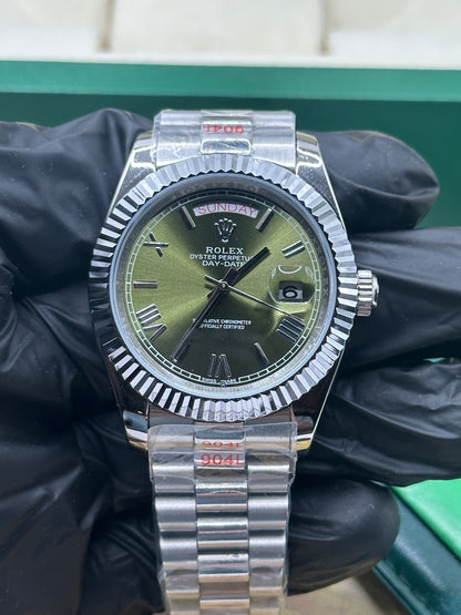 U1 Factory Rolex Day-Date, 40mm Stahl, grünes Zifferblatt mit römischen Ziffern, geriffelte Lünette - Automatik