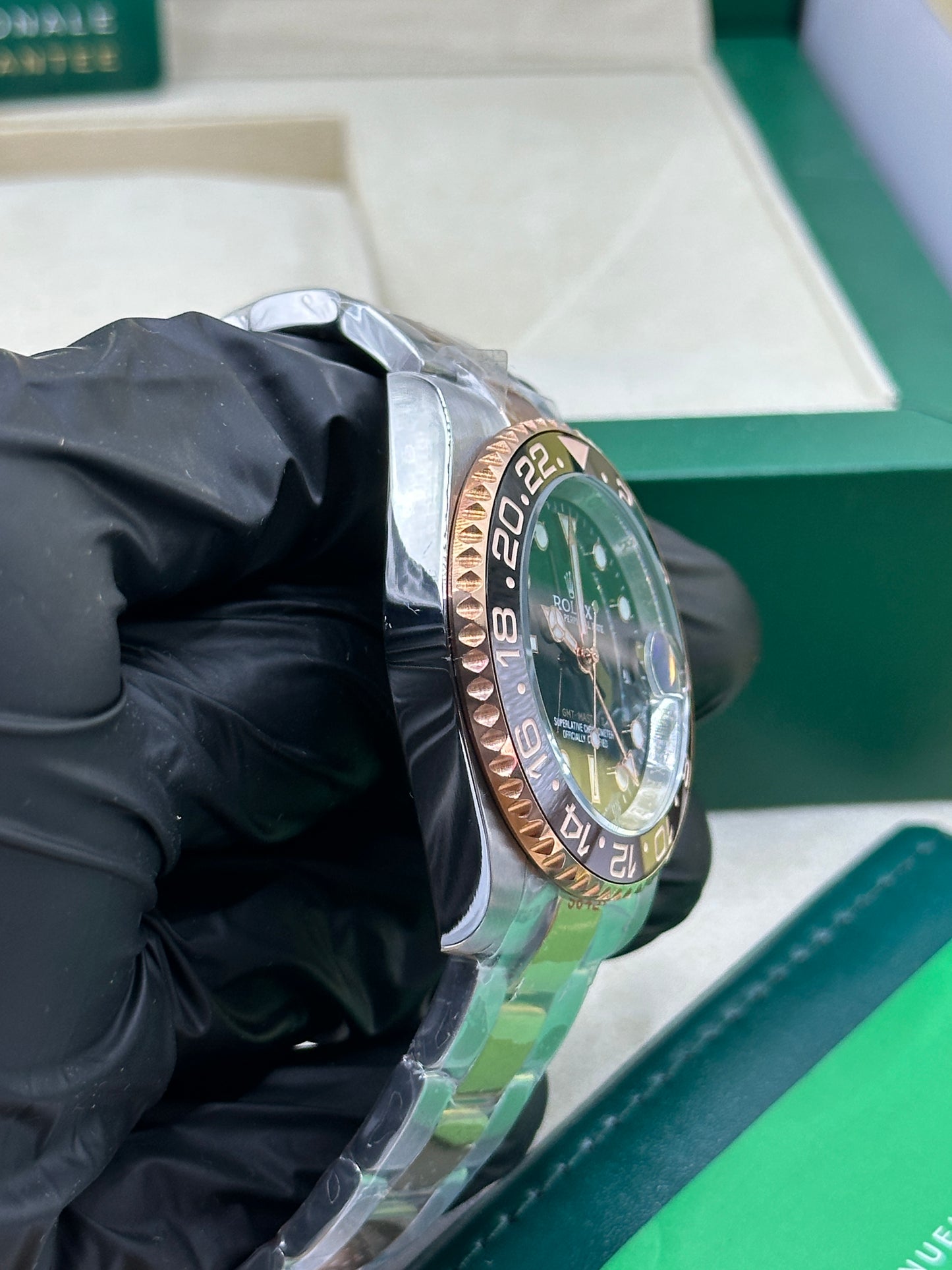 U1 Factory Rolex GMT-Master II "Root Beer", 40mm Bicolor, schwarzes Zifferblatt, braun-schwarze Keramik-Lünette - Automatik