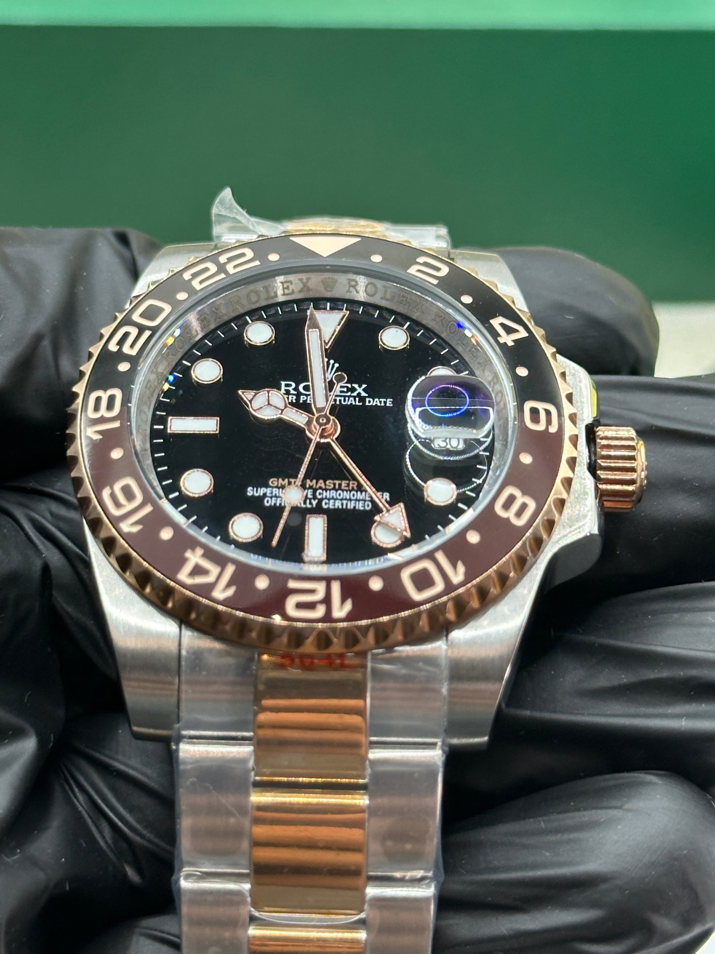 U1 Factory Rolex GMT-Master II "Root Beer", 40mm Bicolor, schwarzes Zifferblatt, braun-schwarze Keramik-Lünette - Automatik