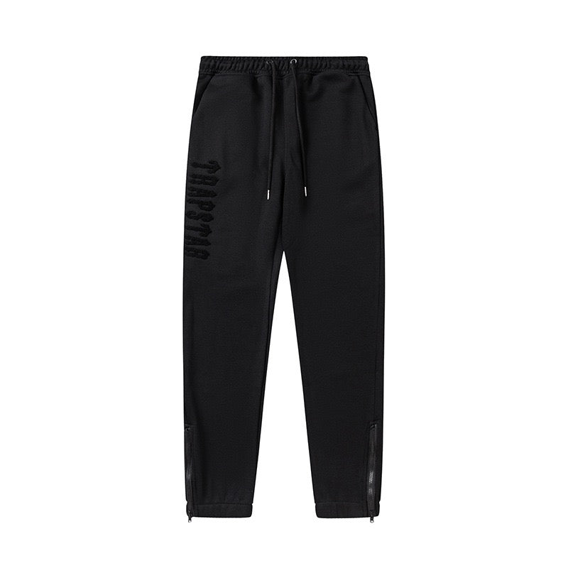 MONCLER EMBROIDERED LOGO SWEAT SHORTS – 1:1 HIGH END