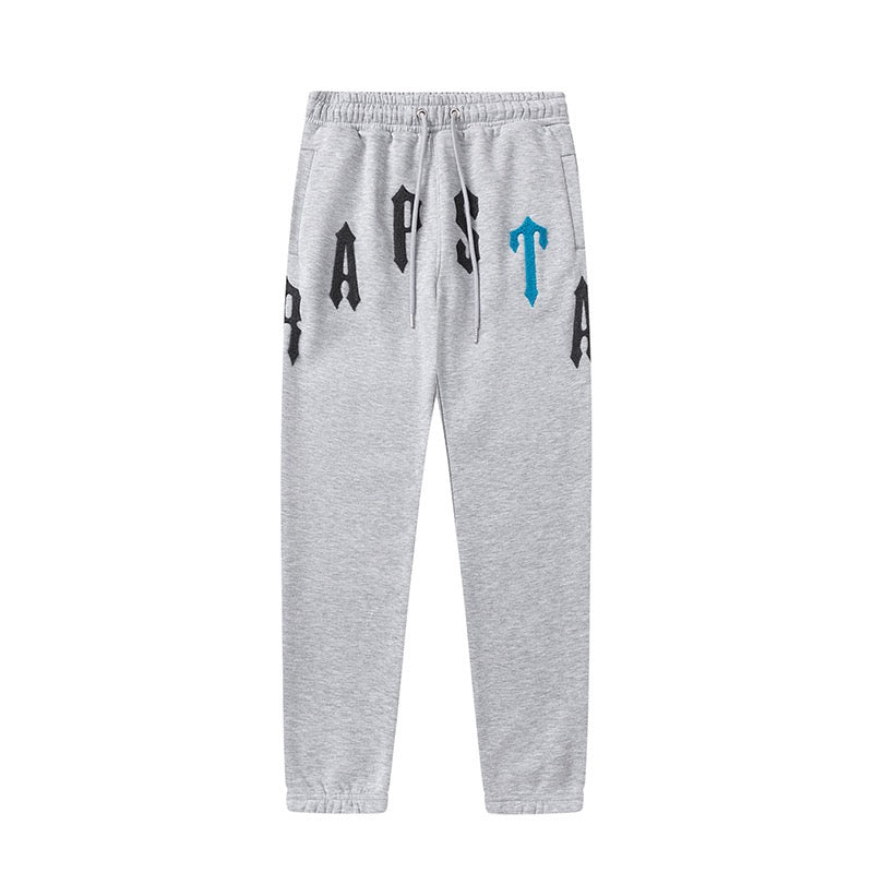 MONCLER EMBROIDERED LOGO SWEAT SHORTS – 1:1 HIGH END