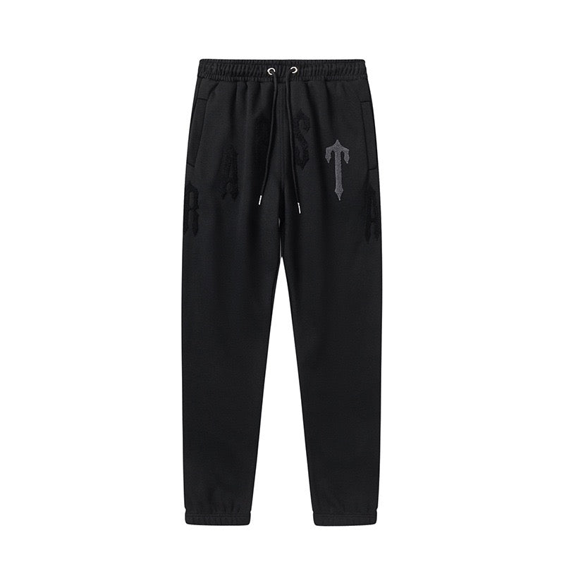 MONCLER EMBROIDERED LOGO SWEAT SHORTS – 1:1 HIGH END