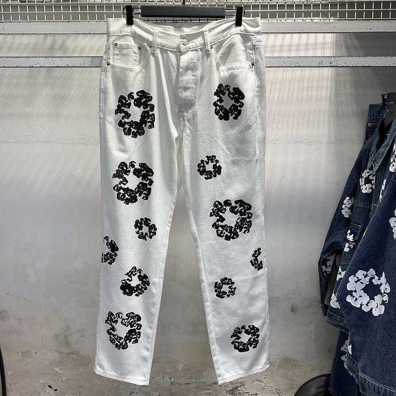 MONCLER EMBROIDERED LOGO SWEAT SHORTS – 1:1 HIGH END