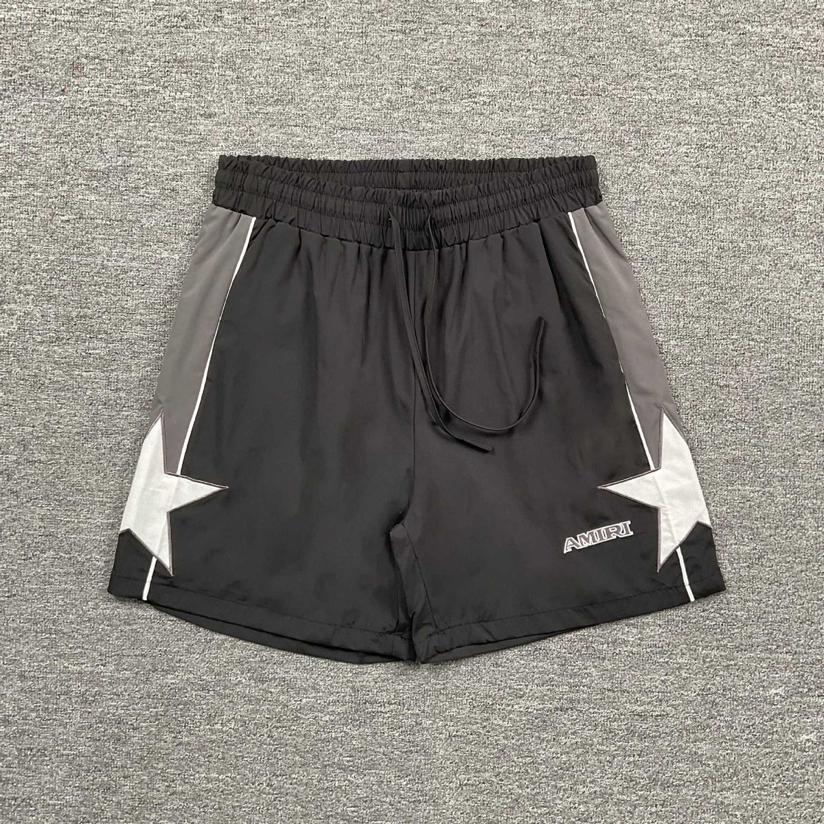 MONCLER EMBROIDERED LOGO SWEAT SHORTS – 1:1 HIGH END