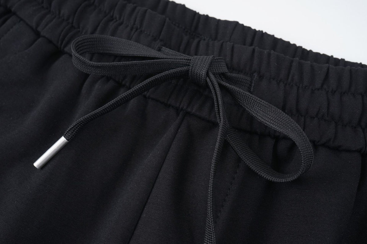 MONCLER EMBROIDERED LOGO SWEAT SHORTS – 1:1 HIGH END