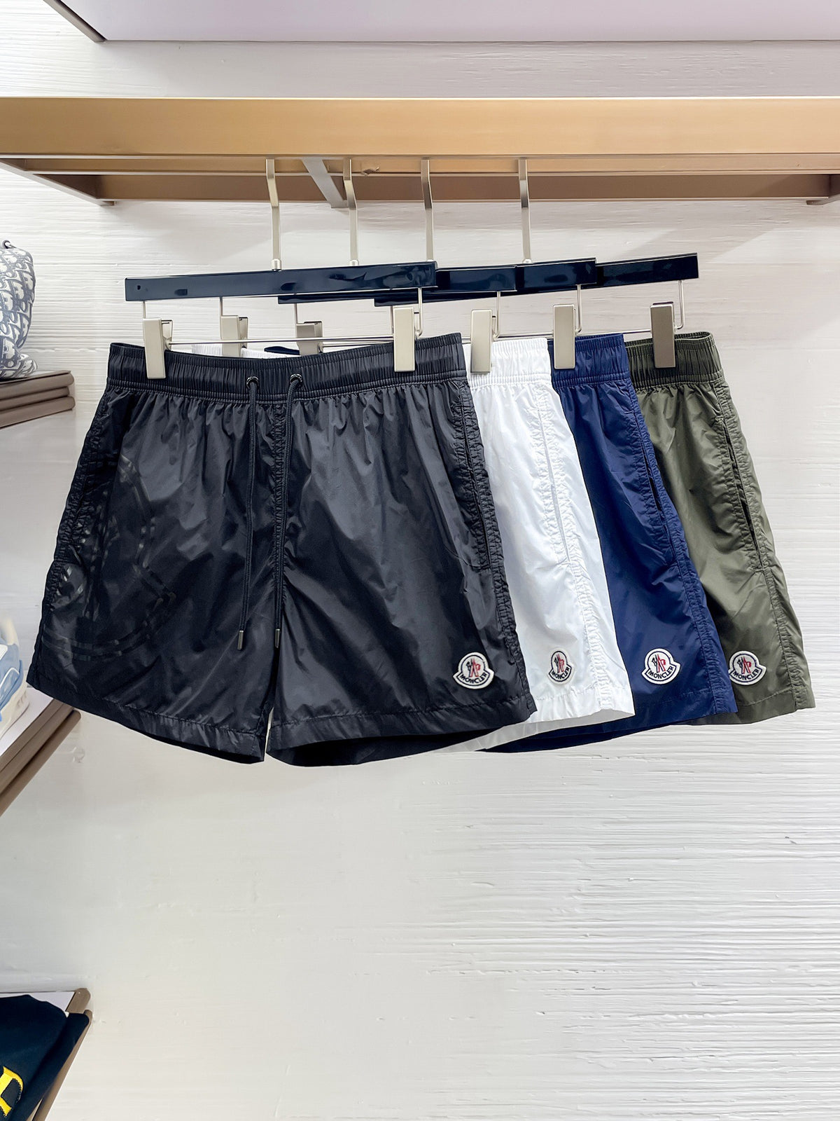 MONCLER EMBROIDERED LOGO SWEAT SHORTS – 1:1 HIGH END