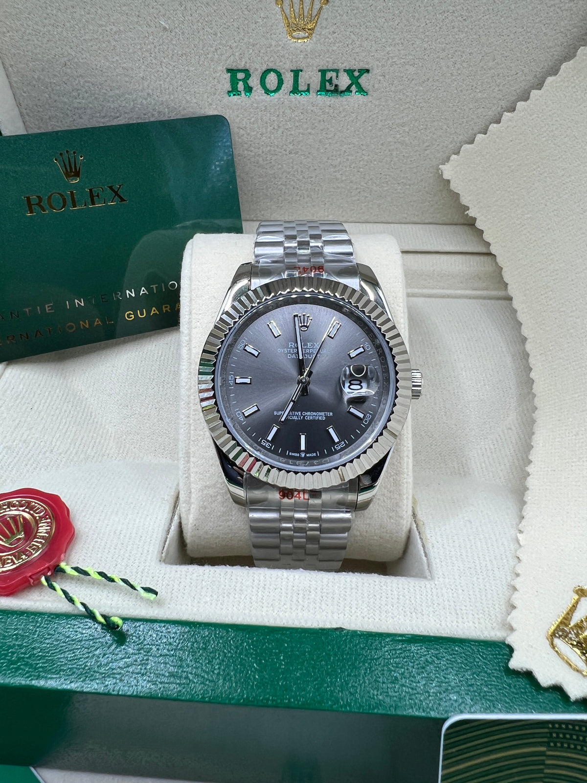 ROLEX DATE JUST GRAY JUBILEE #DT14